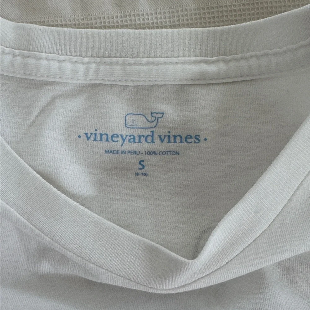 Vineyard Vines classic white